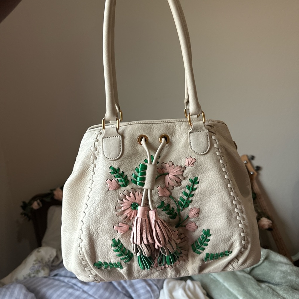 Isabella Fiore Cream Floral Shoulder Bag
